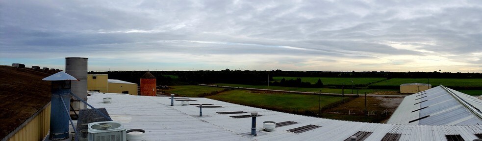 More Photos Of 139 Joe Brown Rd, Lockport Warehouse For Sale