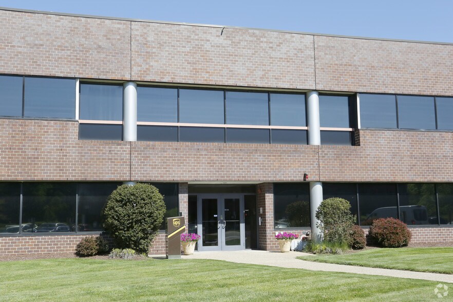 More Photos Of 500 Valley Rd, Wayne Office For Lease