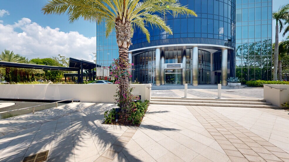 More Photos Of 5355 Town Center Rd, Boca Raton Office For Lease