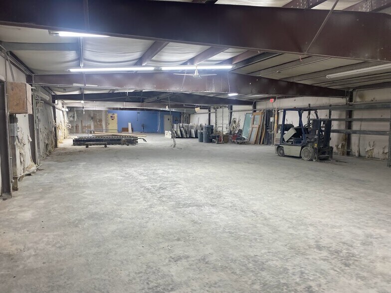 More Photos Of 120 Leslie Ln, Swansboro Industrial For Sale