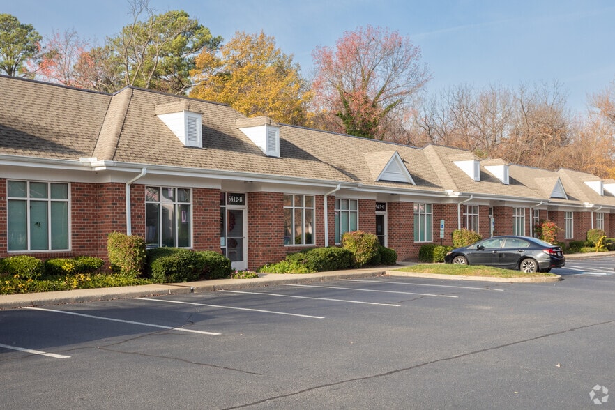 More Photos Of 5412 Glenside Dr, Richmond Office For Sale