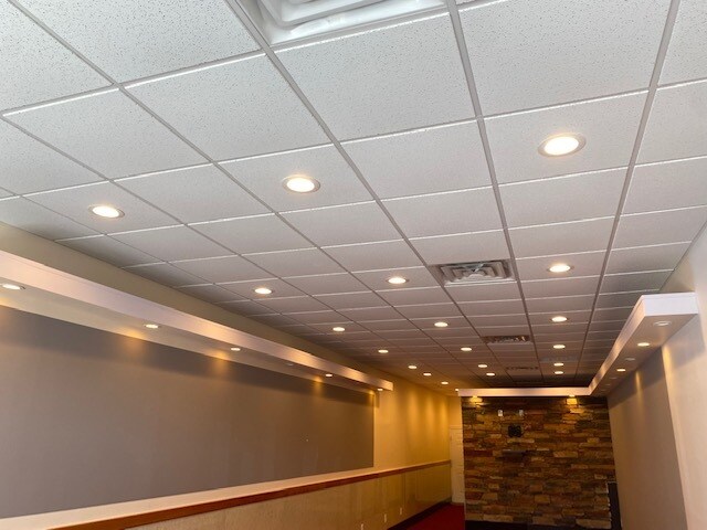 More Photos Of 975 Main St, Holbrook Unknown For Lease