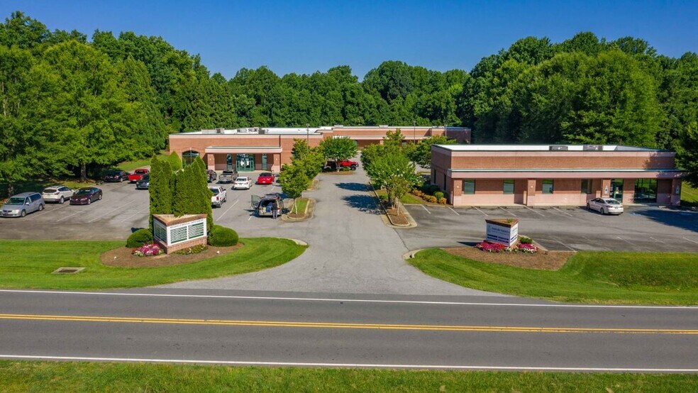 Primary Photo Of 1818 Richardson Dr, Reidsville Medical For Lease
