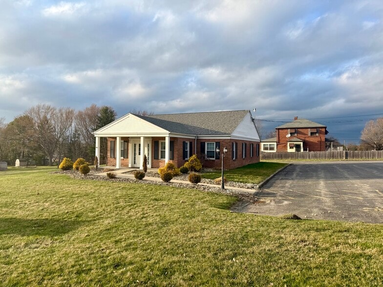 Primary Photo Of 2894 Center Rd, Poland Office For Sale