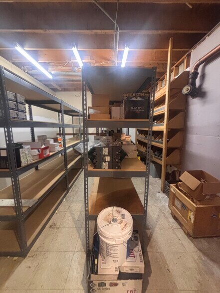 More Photos Of 811 Washington St, Pembroke Office For Sale