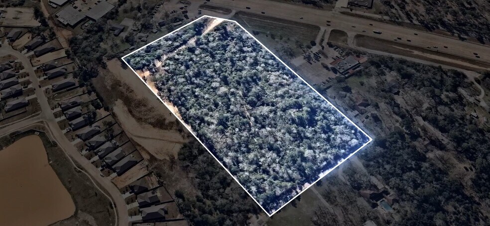 More Photos Of 5030 Davis st, Conroe Land For Sale