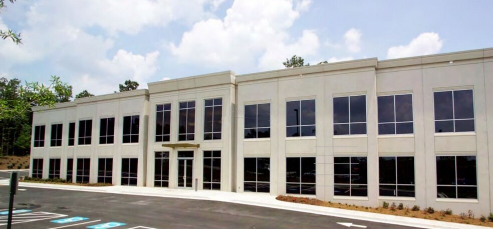 More Photos Of 4851-4899 Bill Gardner Pky, Locust Grove Medical For Lease
