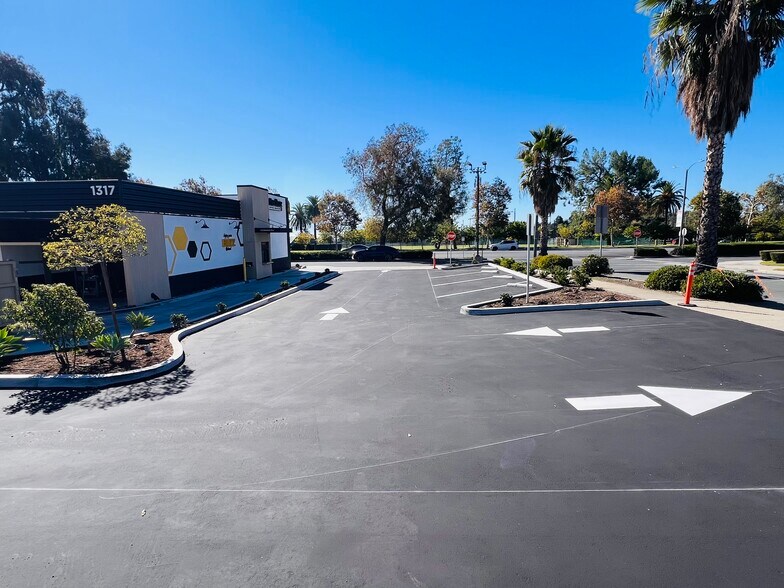 More Photos Of 1317 E Foothill Blvd, Upland Restaurant For Sale