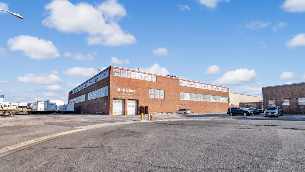 More Photos Of 40 Inip Dr, Inwood Unknown For Lease