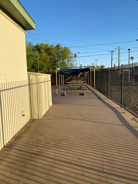 More Photos Of 630 W 17th Pl, Tempe Schools For Lease