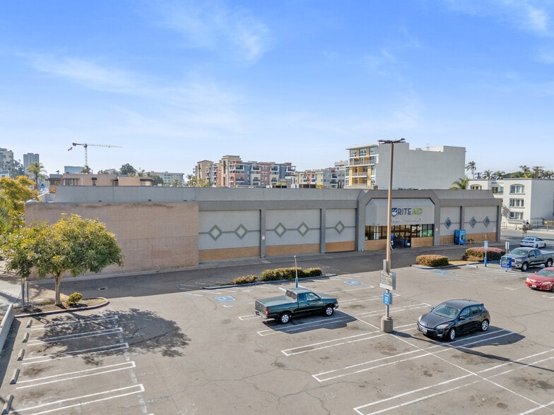 More Photos Of 535 Robinson Ave, San Diego Drugstore For Sale