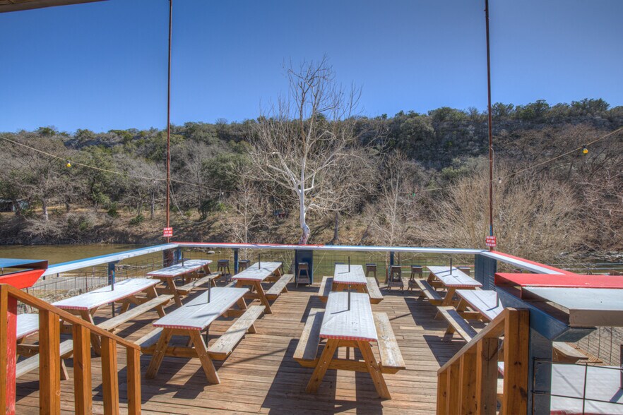 More Photos Of 7367 River Rd, New Braunfels Lodge Meeting Hall For Sale