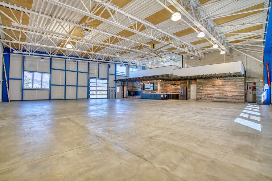 More Photos Of 3304 Airport Rd, Boulder Specialty For Sale