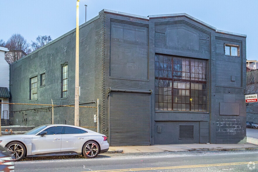 More Photos Of 89 Heath St, Jamaica Plain Warehouse For Lease
