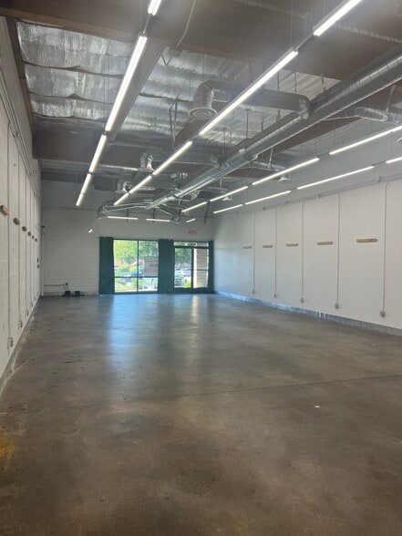Primary Photo Of 2445-2497 Foothill Blvd, La Verne Storefront For Lease
