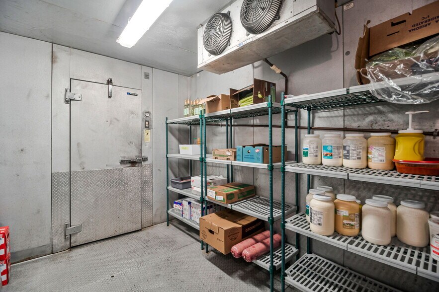 More Photos Of 2579 Douglas Ave, Brewton Restaurant For Sale