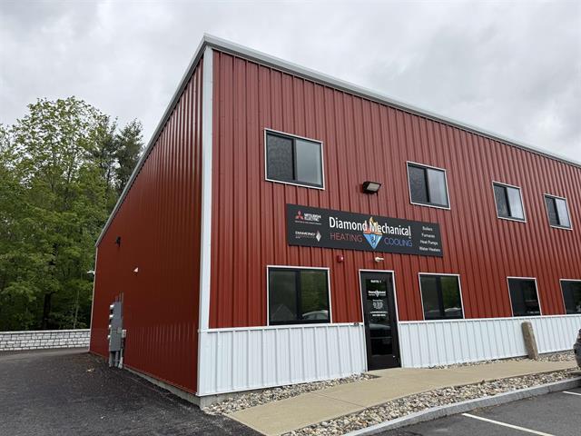 Primary Photo Of 388 Route 125, Brentwood Showroom For Sale