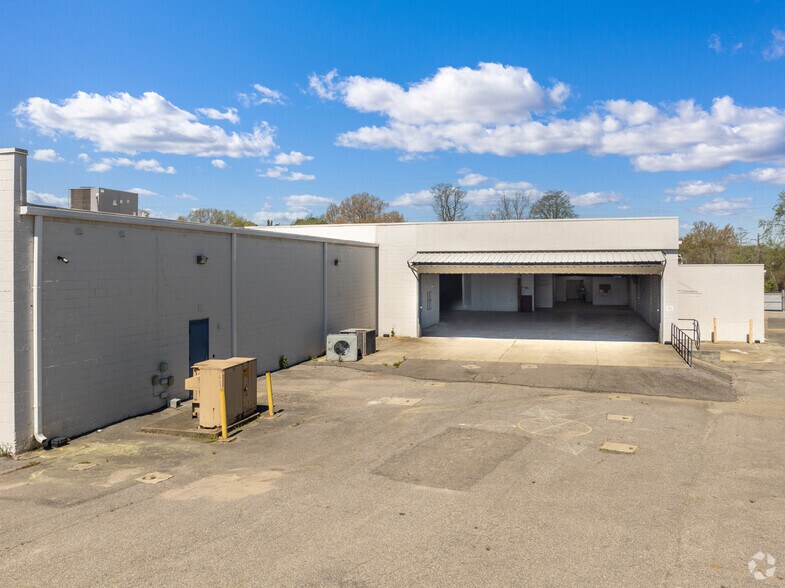 More Photos Of 2211-2213 S Military Hwy, Chesapeake Coworking Space