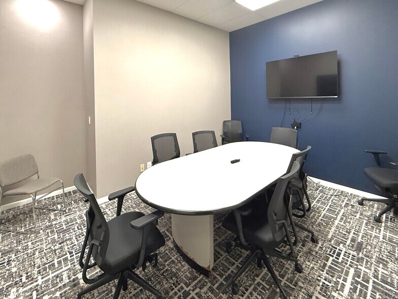 More Photos Of 7181 Chagrin Rd, Chagrin Falls Medical For Lease