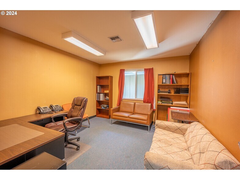 More Photos Of 58787 Hwy 101 hwy, Coos Bay Correctional Facility For Sale