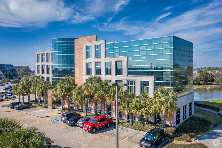 Primary Photo Of 7904 N Sam Houston Pky W, Houston Office For Lease