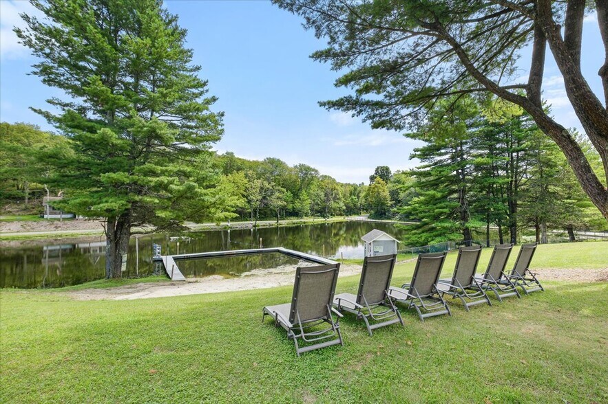 More Photos Of 64 White Dr, Milan Specialty For Sale