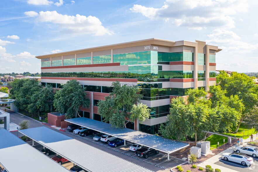More Photos Of 3075 W Ray Rd, Chandler Coworking Space