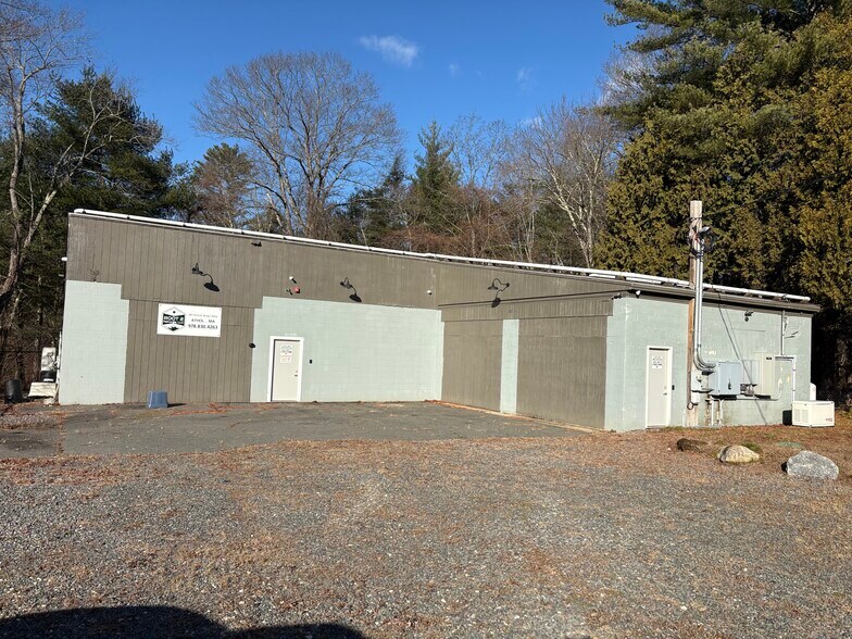 More Photos Of 201 Daniel Shays Hwy, Athol Flex For Sale