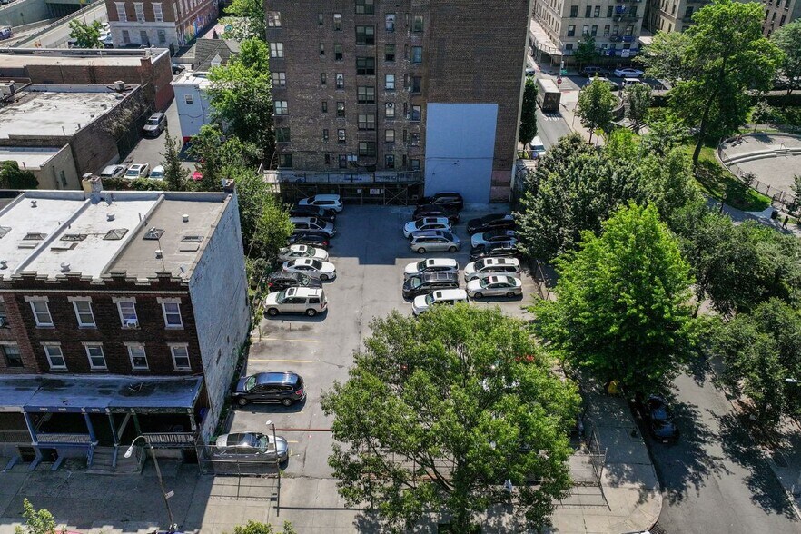 Primary Photo Of 65 E 193rd St, Bronx Land For Sale