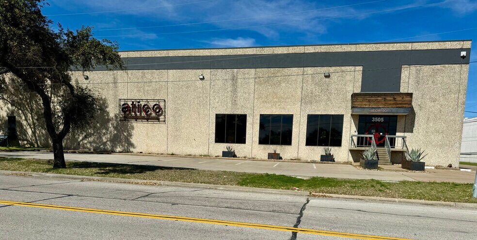 More Photos Of 3505 Garden Brook Dr, Farmers Branch Warehouse For Sale