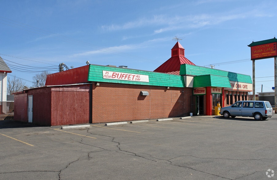 More Photos Of 1416 Division St W, Faribault Restaurant For Sale