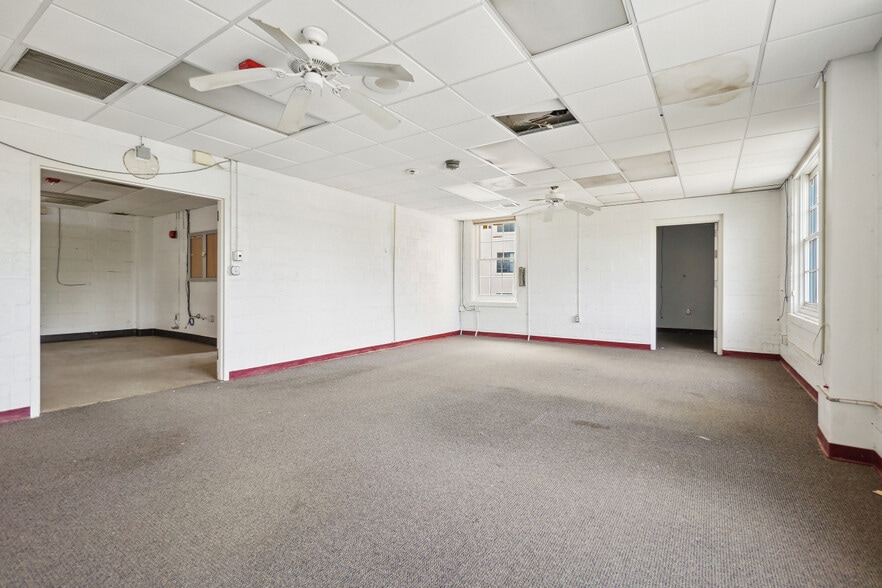More Photos Of 6801 Cameron Dr NW, Washington Police Fire Station For Sale