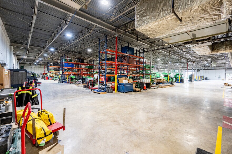 More Photos Of 3701 Dalworth St, Arlington Warehouse For Lease