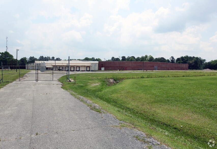 Primary Photo Of 1040 Old Teacheys Rd, Wallace Warehouse For Lease