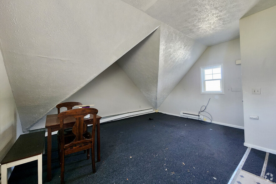 More Photos Of 512-514 Lake Ave, Rochester Apartments For Sale