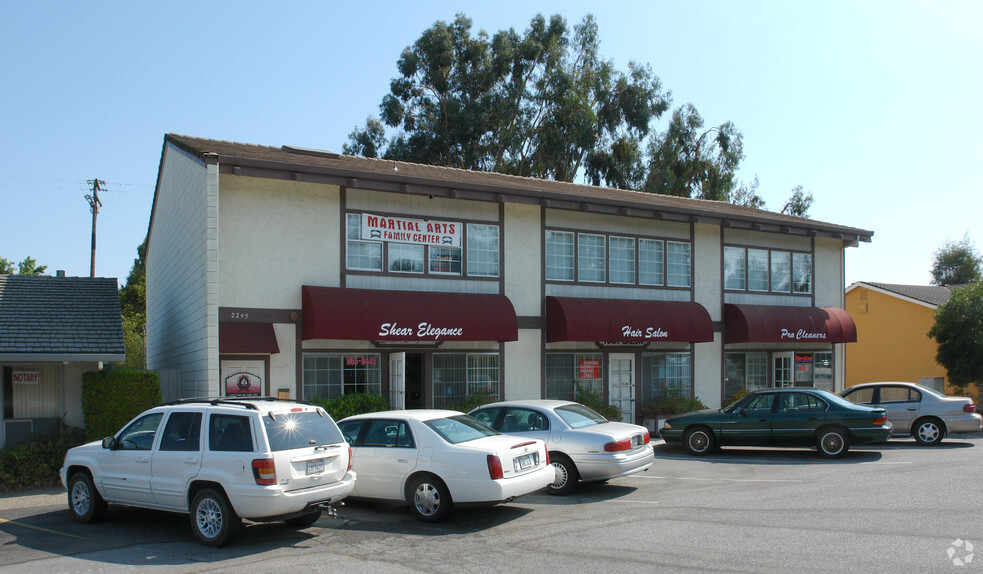 Primary Photo Of 2245 Grant Rd, Los Altos Office For Lease