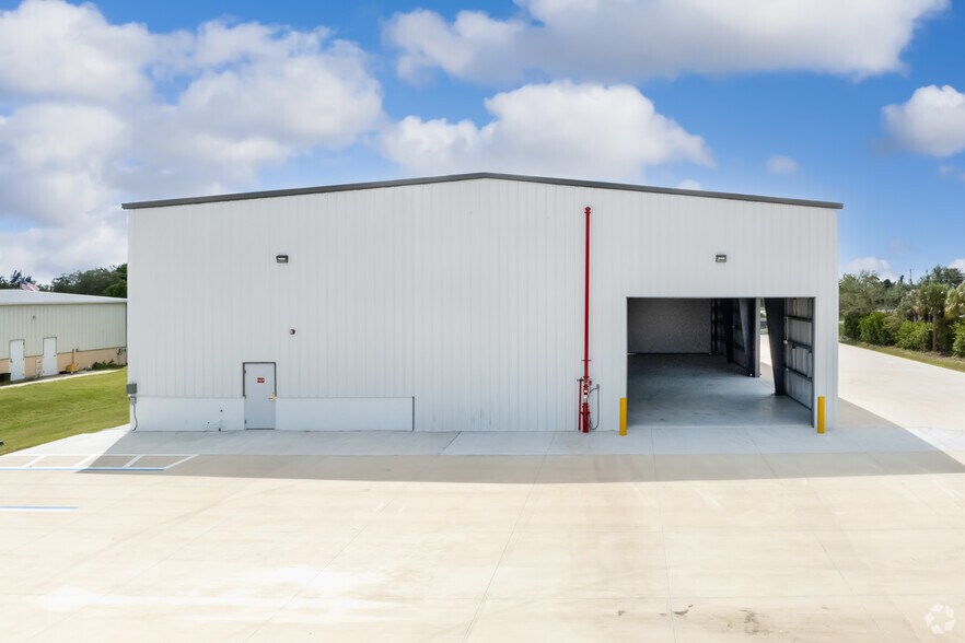 More Photos Of 10160 Mallory East Pky, Saint James City Industrial For Sale