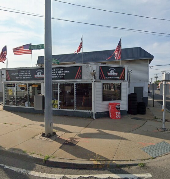 Primary Photo Of 240 E Merrick Rd, Freeport Storefront Retail Residential For Sale
