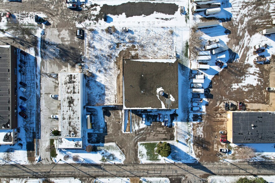 More Photos Of 4878 Van Epps Rd, Brooklyn Heights Manufacturing For Sale