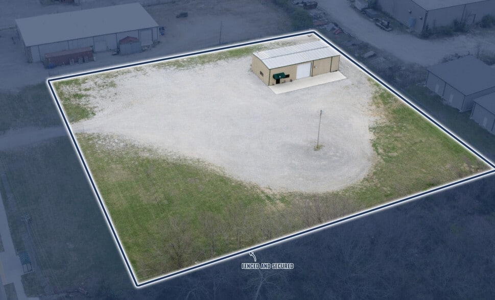 More Photos Of 609 W Poplar St, Fayetteville Warehouse For Lease