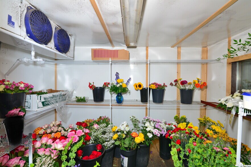 More Photos Of 9 Main St, Southbridge Freestanding For Sale