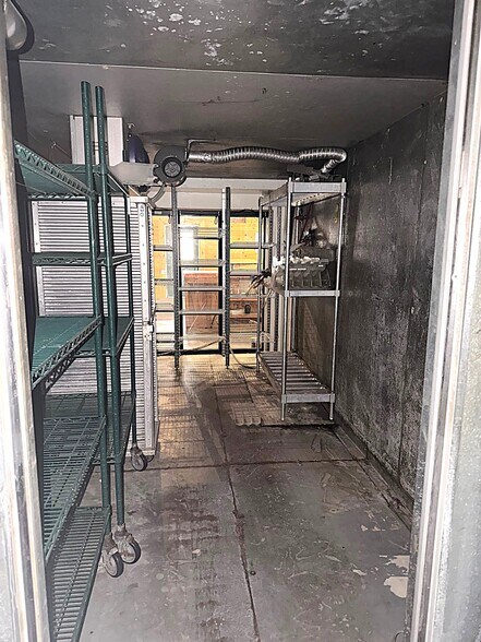 More Photos Of 479 6th Street St, Wells General Retail For Sale
