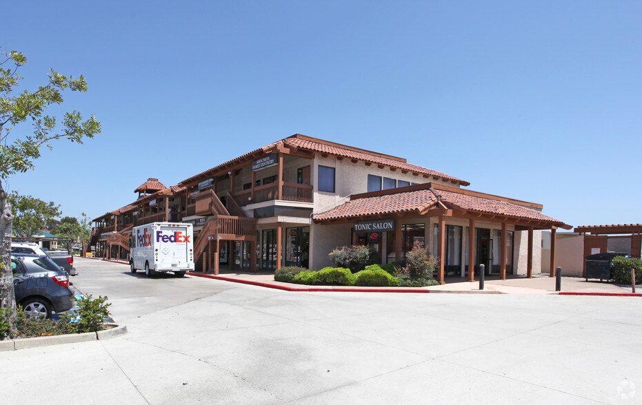 More Photos Of 9225 Mira Mesa Blvd, San Diego Storefront For Lease