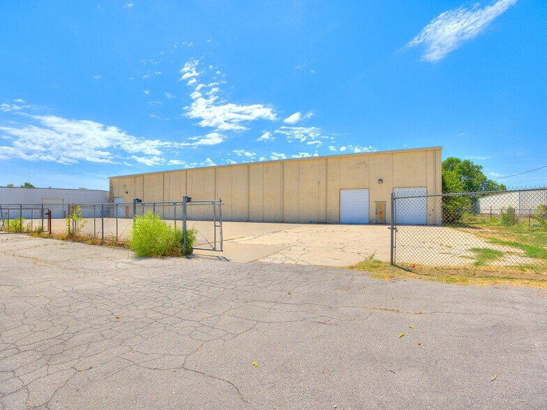 More Photos Of 321-325 N Portland Ave, Oklahoma City Unknown For Lease