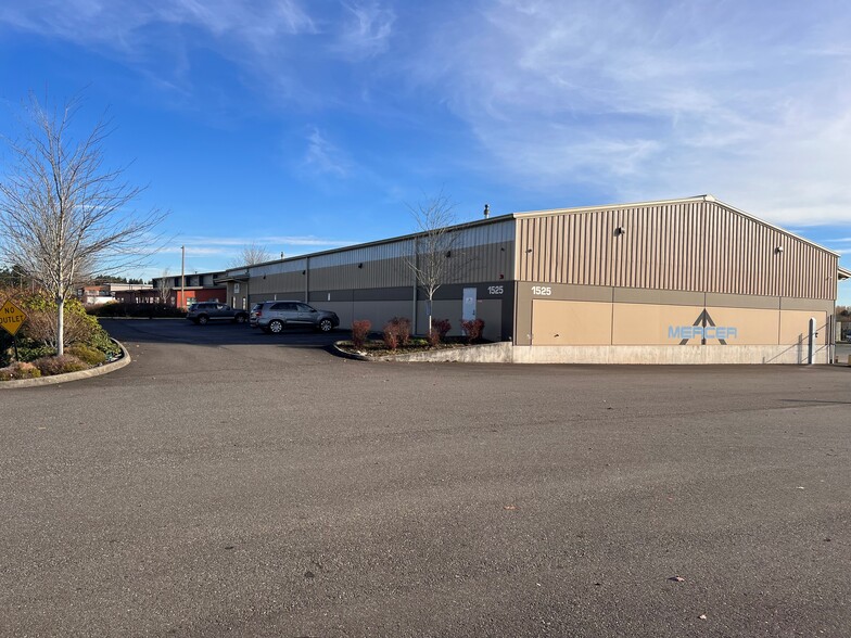 Primary Photo Of 1375-1525 Boblett St, Blaine Warehouse For Lease