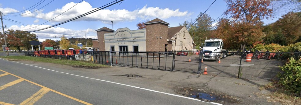 More Photos Of 78 N Route 303, West Nyack Freestanding For Sale