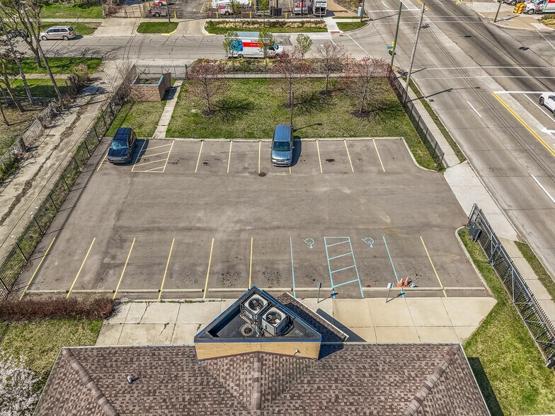 More Photos Of 18917 Joy Rd, Detroit Medical For Sale