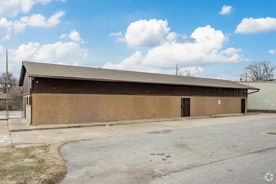 Primary Photo Of 551 N 28th West Ave, Tulsa Office For Lease