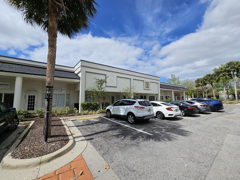 More Photos Of 218-384 Wilshire Blvd, Casselberry Office For Lease