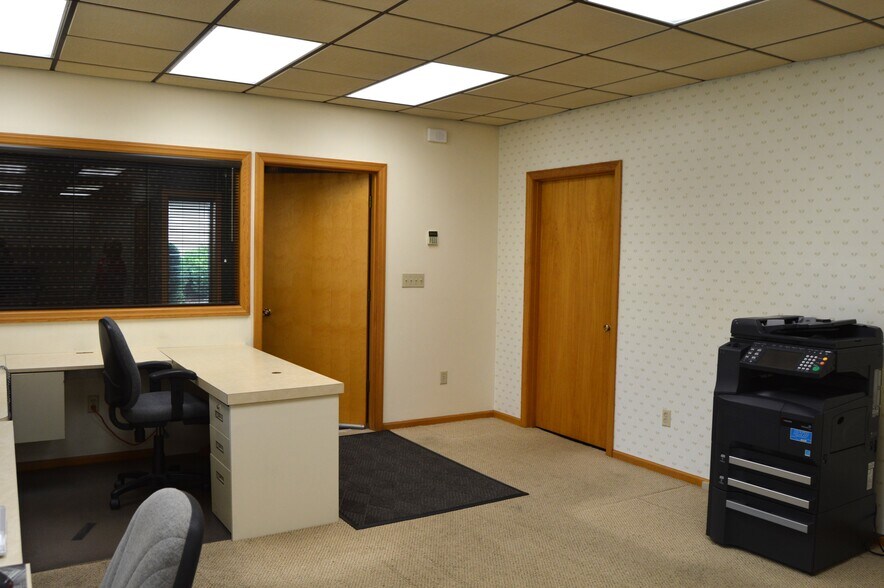 More Photos Of 603 1st Street Ext, Apollo Medical For Sale